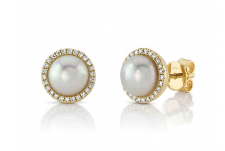 Shy Creation pearl earrings with yellow gold and diamond halos